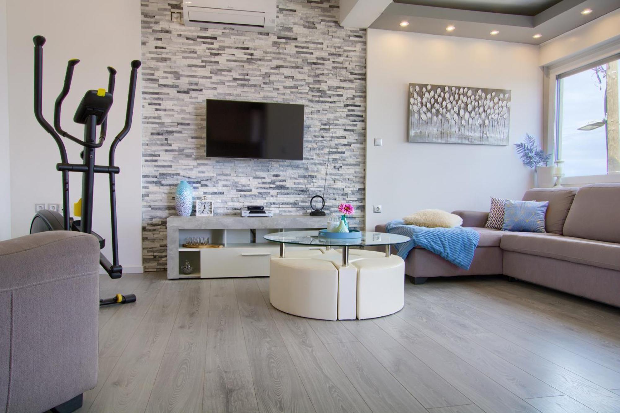 Luxury Sunrise Jacuzzi Apts, 50 M From The Beach กาลี ภายนอก รูปภาพ