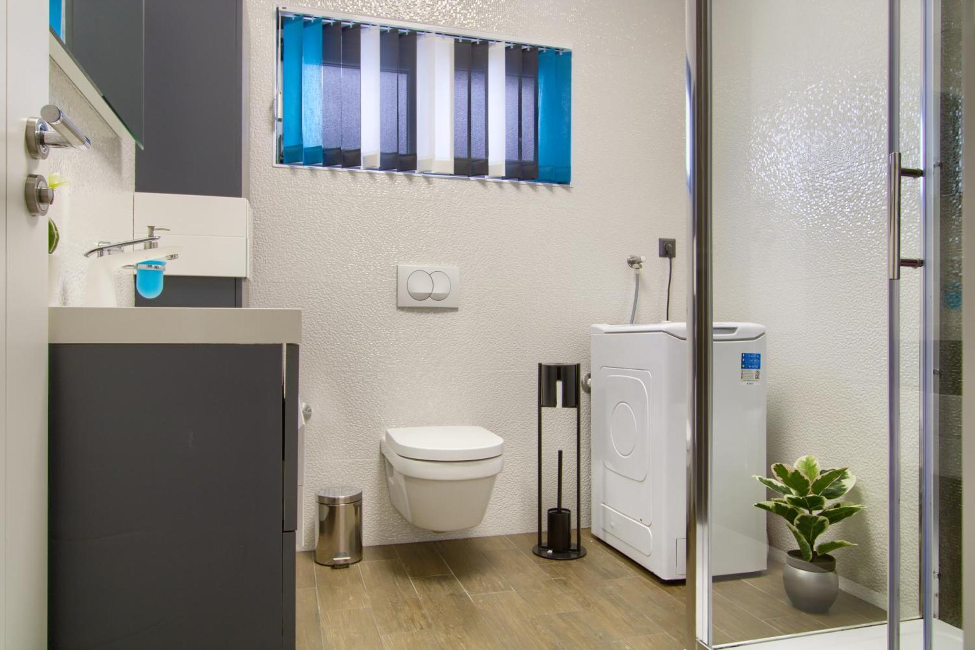 Luxury Sunrise Jacuzzi Apts, 50 M From The Beach กาลี ภายนอก รูปภาพ