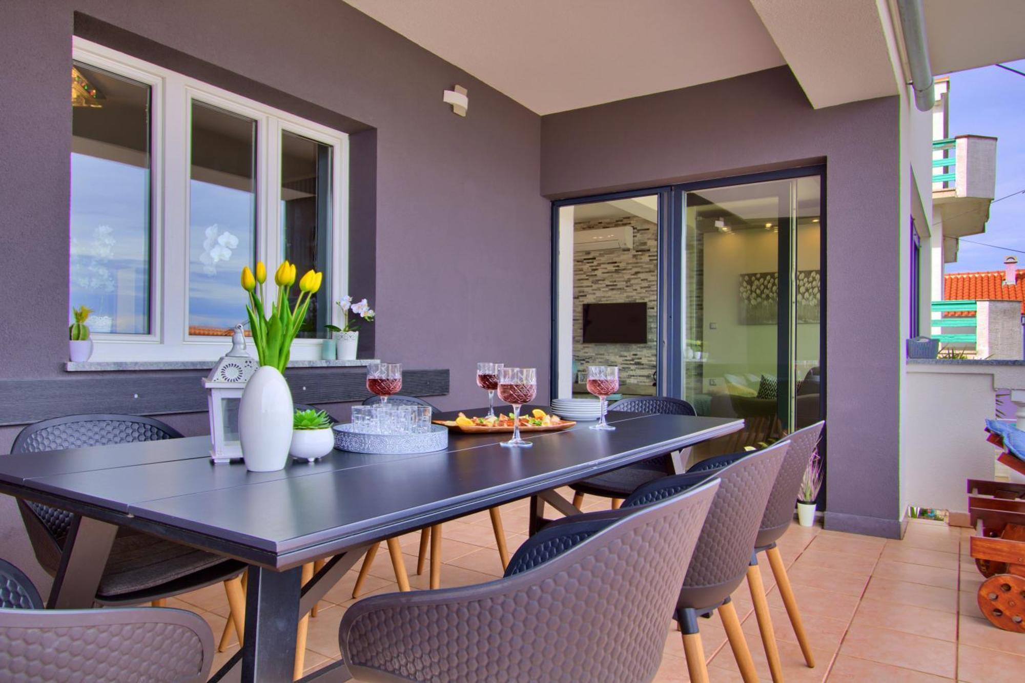 Luxury Sunrise Jacuzzi Apts, 50 M From The Beach กาลี ห้อง รูปภาพ